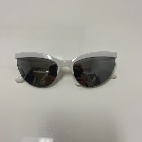 Fashion Nova Silver/White Cat Eye Sunglasses - Picture 1 of 4